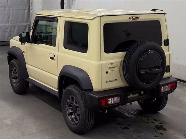SUZUKI JIMNY SIERRA