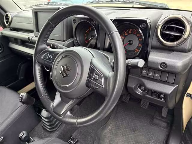 SUZUKI JIMNY SIERRA