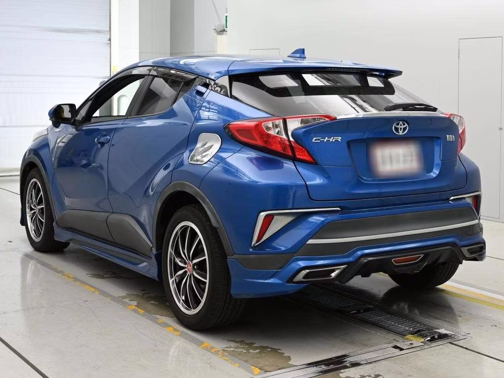 TOYOTA C-HR
