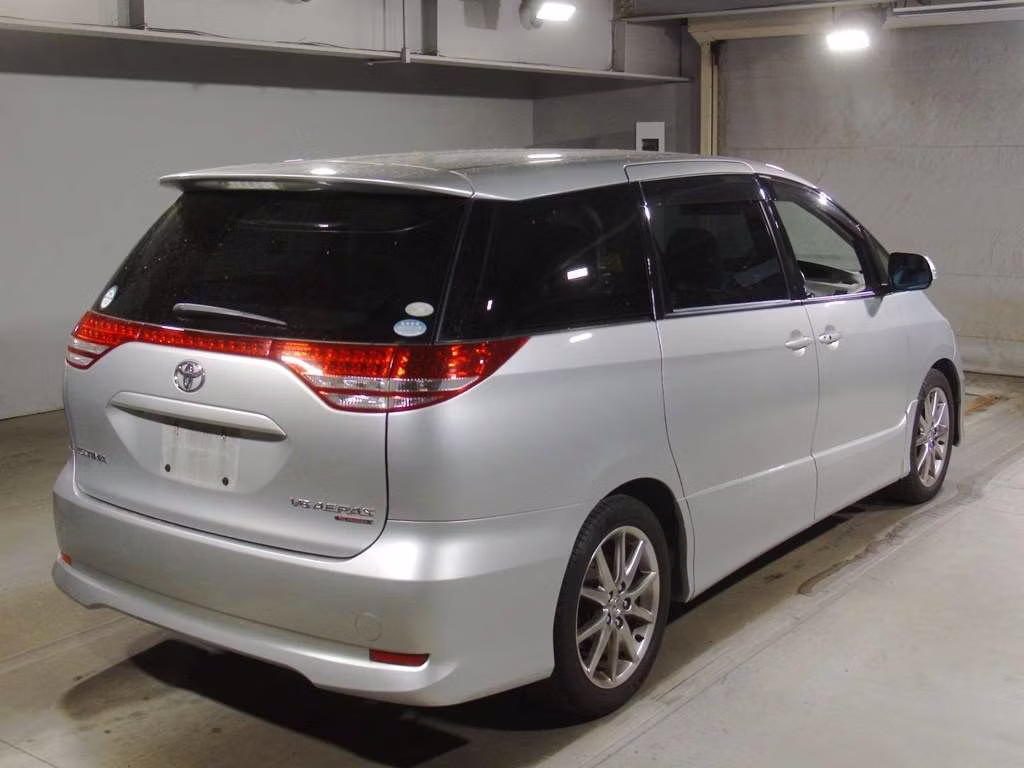 TOYOTA ESTIMA