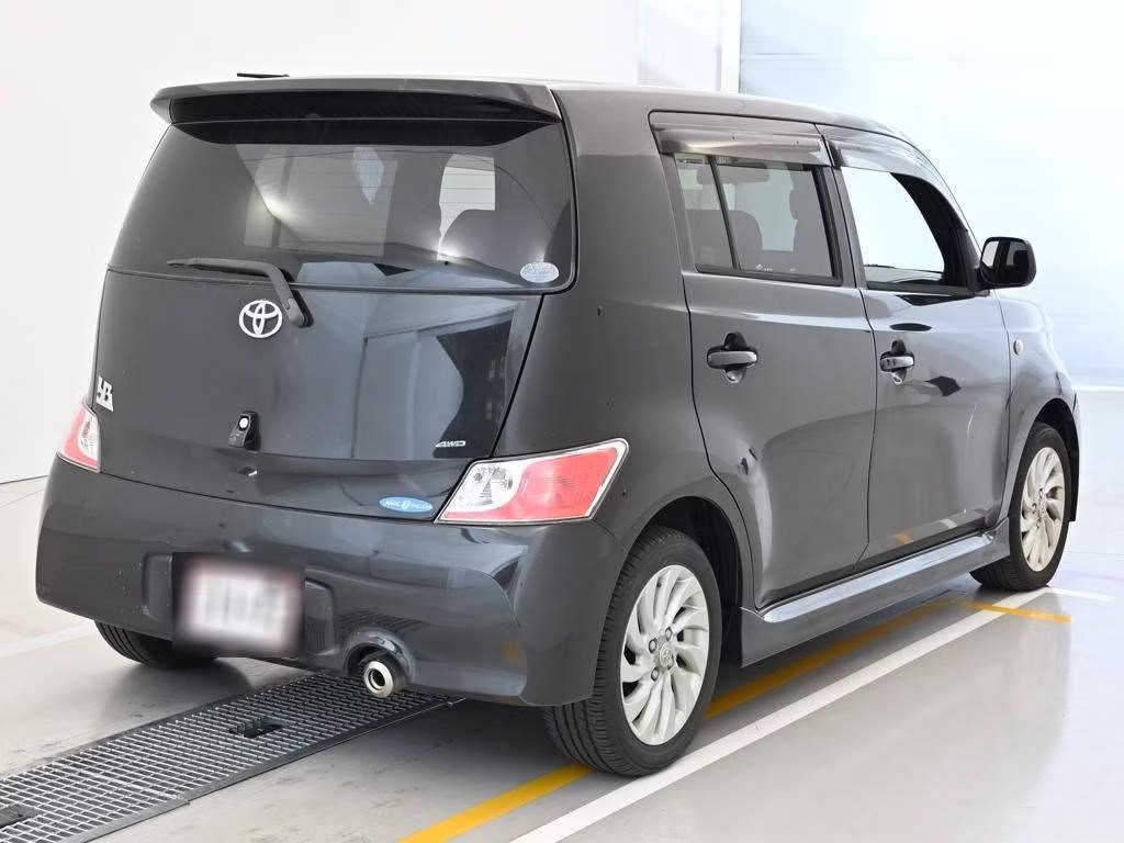 TOYOTA BB