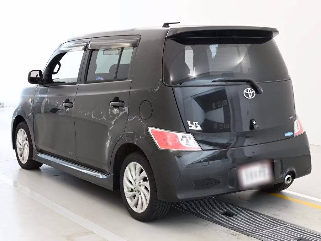 TOYOTA BB