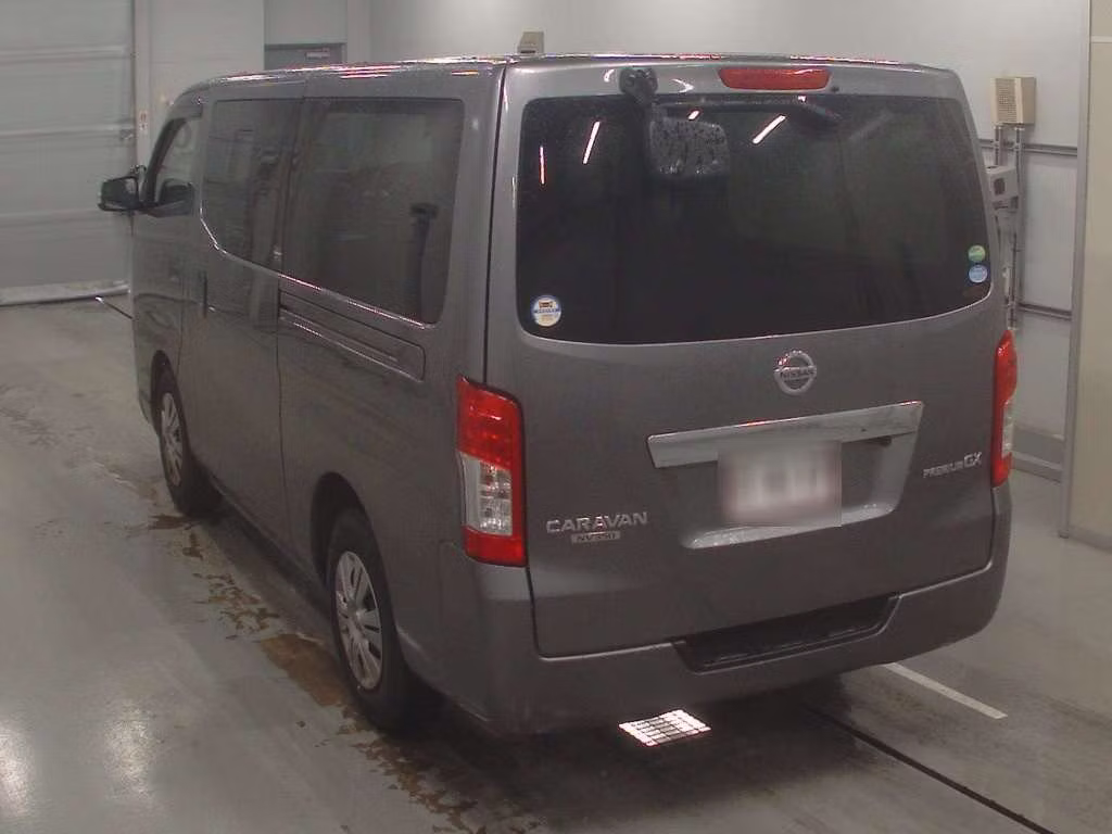 NISSAN NV350 CARAVAN