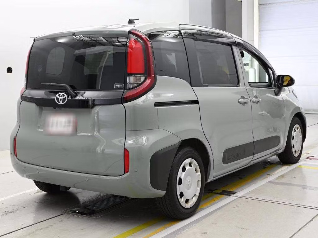 TOYOTA SIENTA