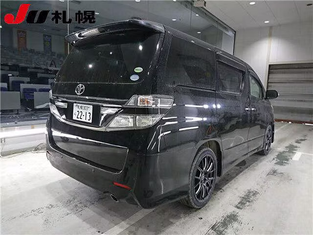 TOYOTA VELLFIRE