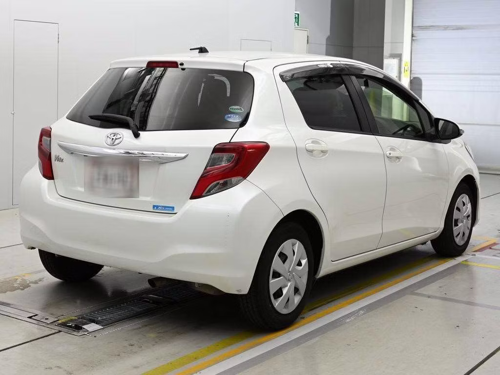 TOYOTA VITZ