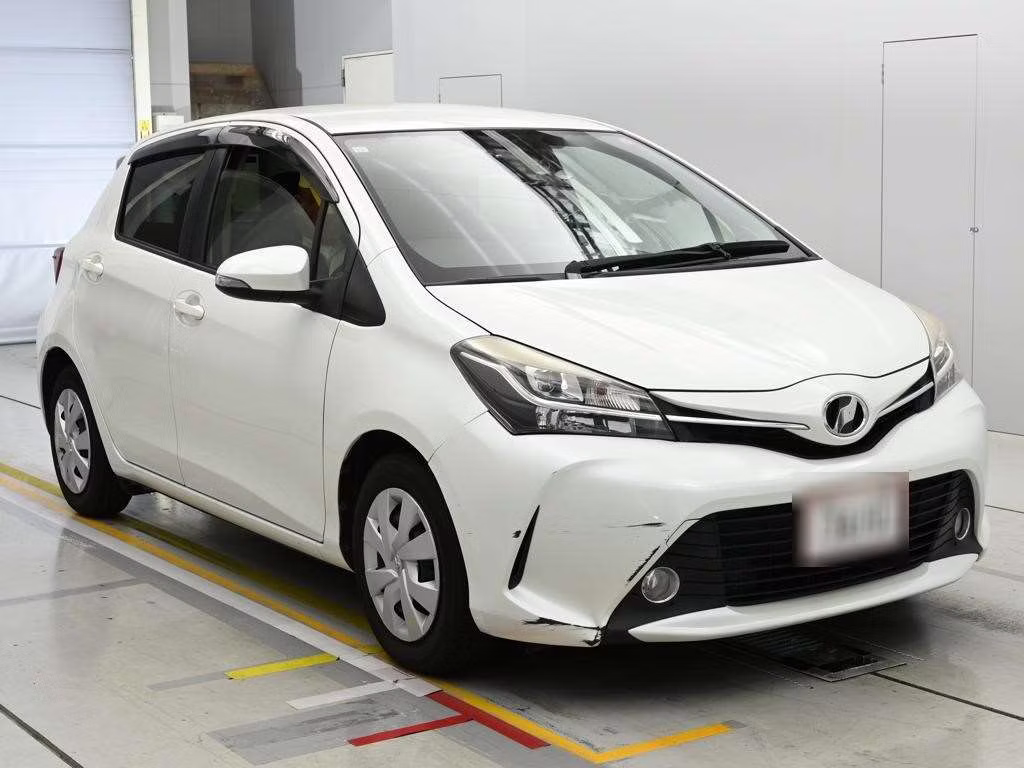 TOYOTA VITZ