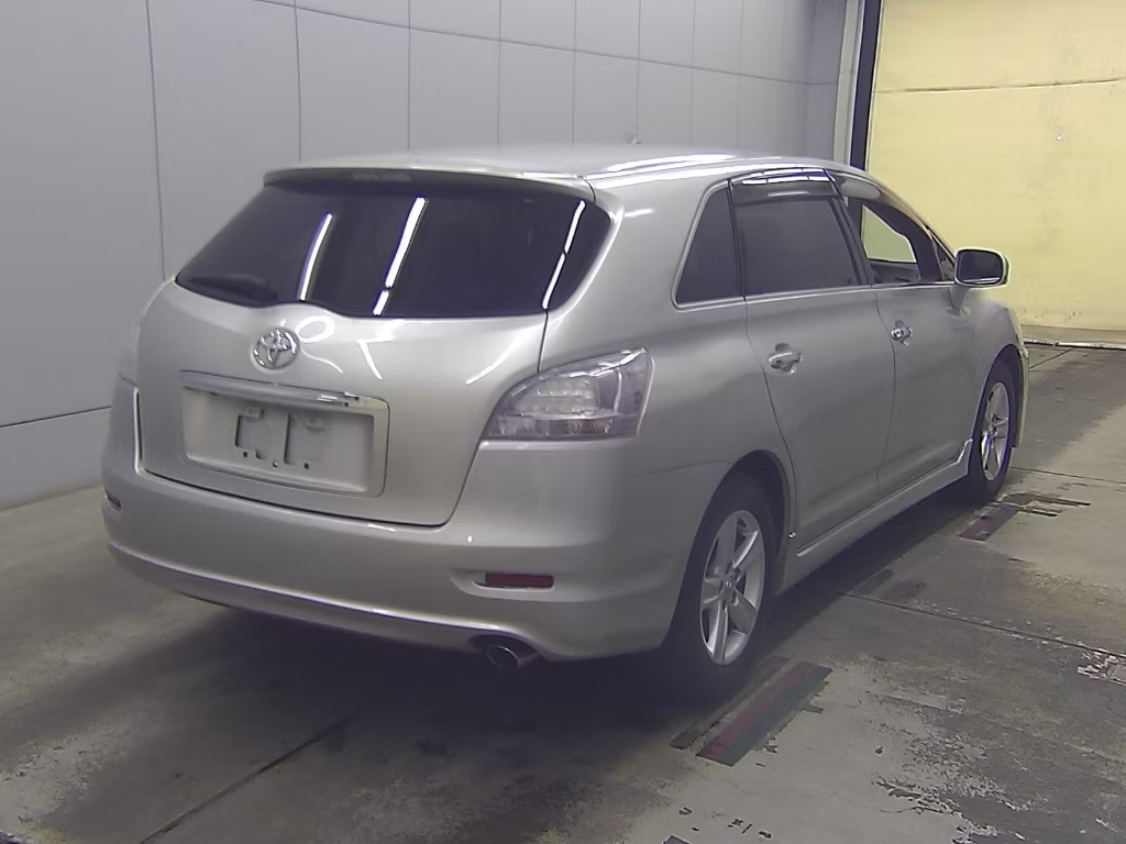 TOYOTA MARK X ZIO