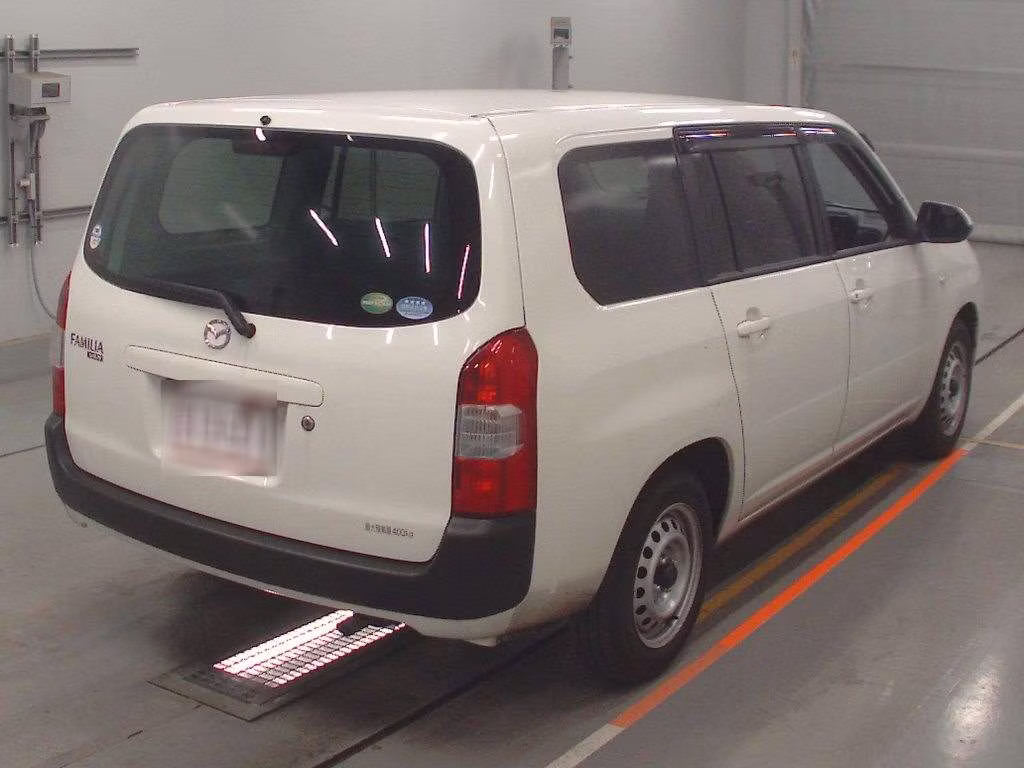 MAZDA FAMILIA