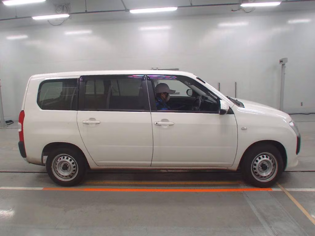 MAZDA FAMILIA