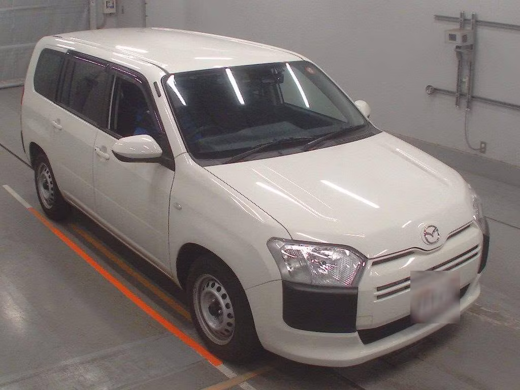 MAZDA FAMILIA