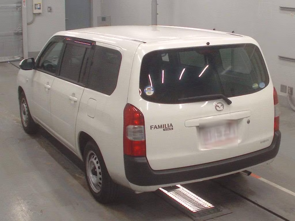 MAZDA FAMILIA