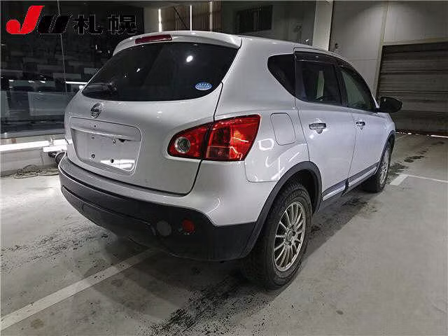NISSAN DUALIS