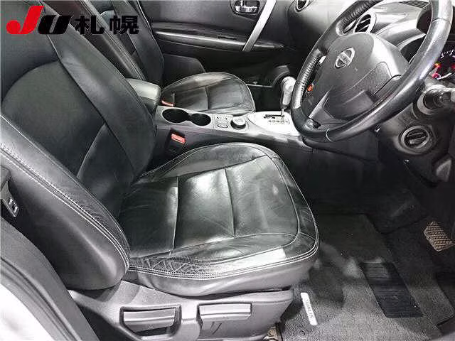 NISSAN DUALIS