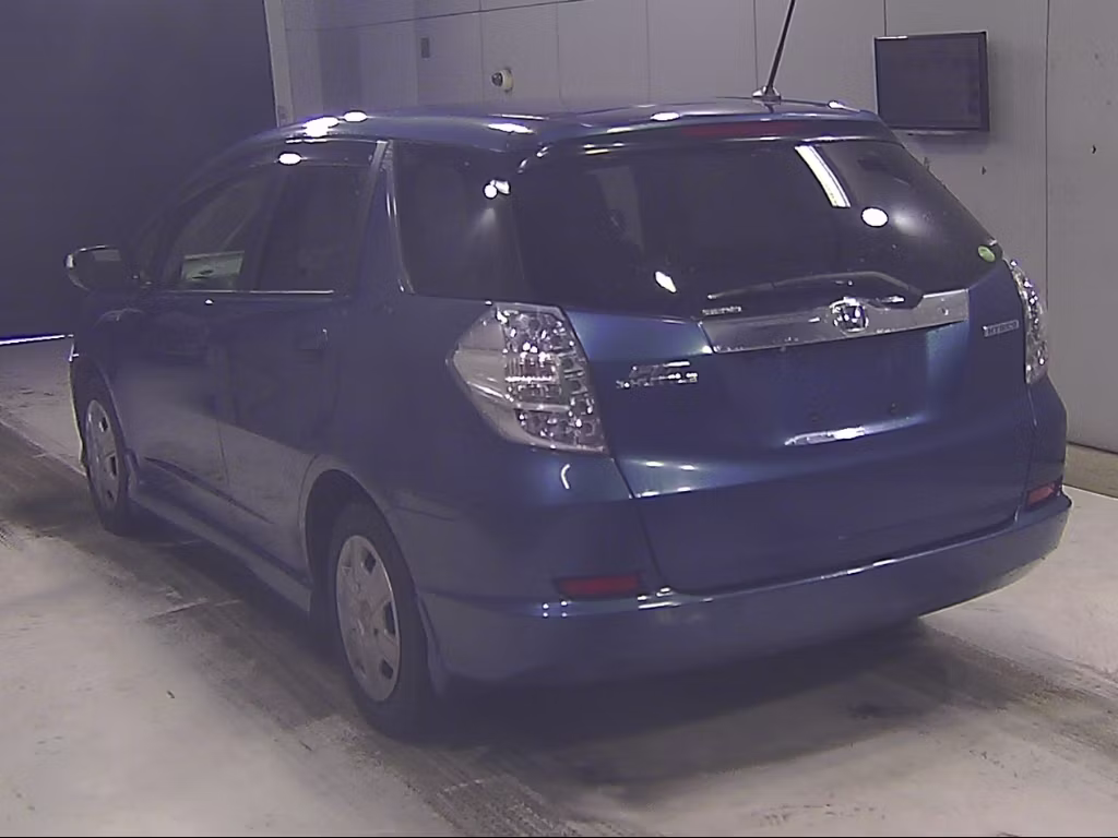 HONDA FIT SHUTTLE