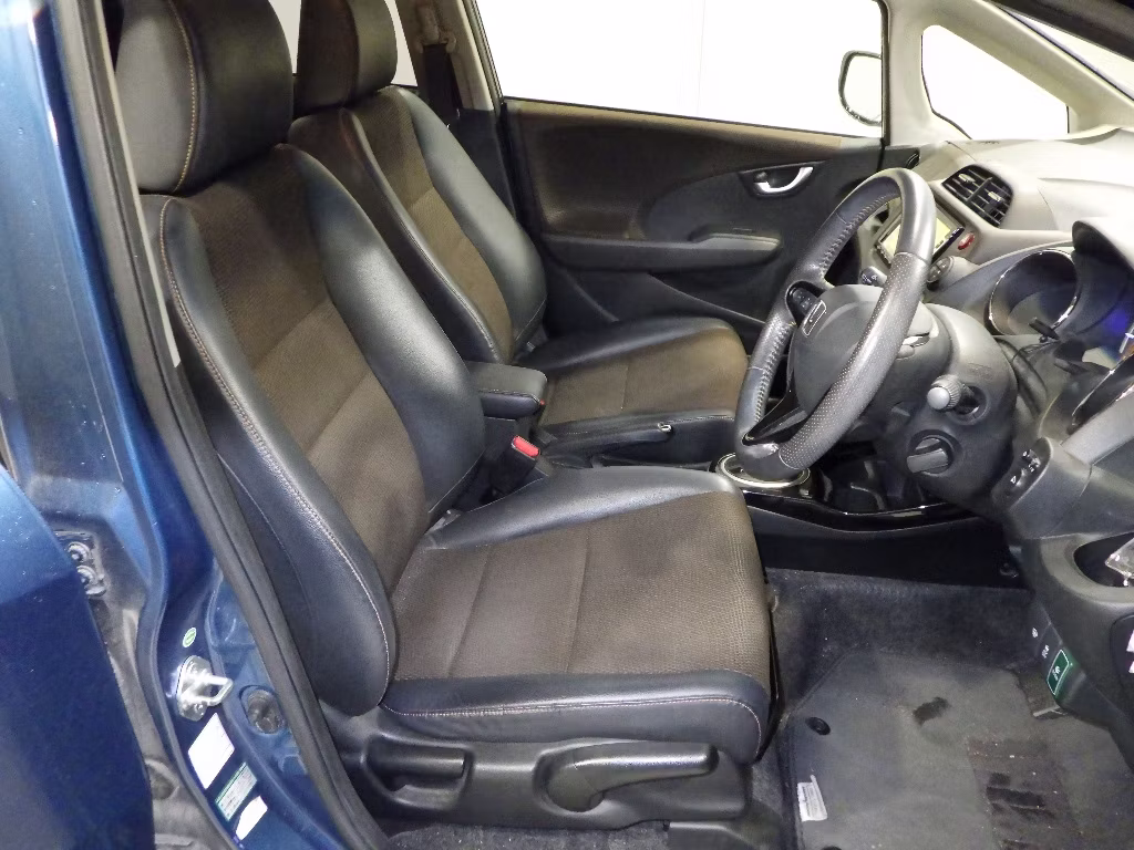 HONDA FIT SHUTTLE