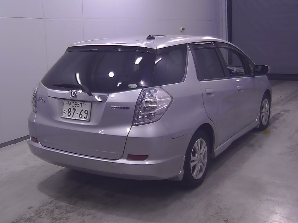 HONDA FIT SHUTTLE