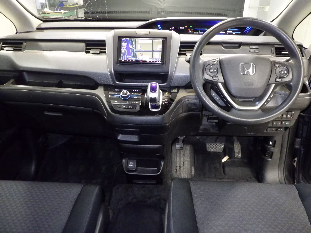 HONDA FREED+