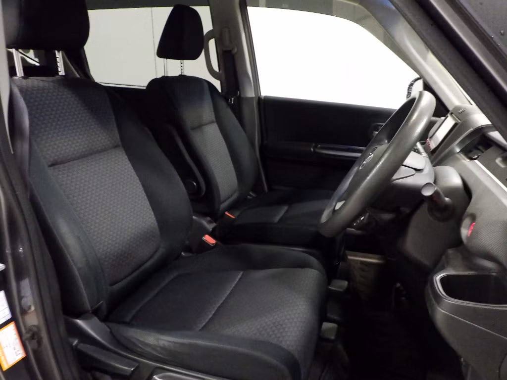 HONDA FREED+