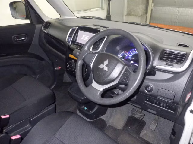 MITSUBISHI DELICA D:2