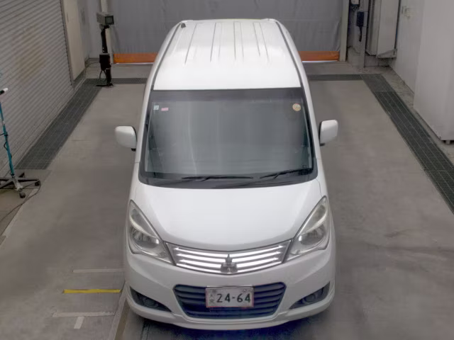 MITSUBISHI DELICA D:2
