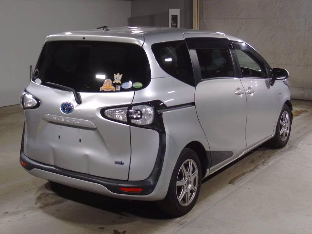 TOYOTA SIENTA