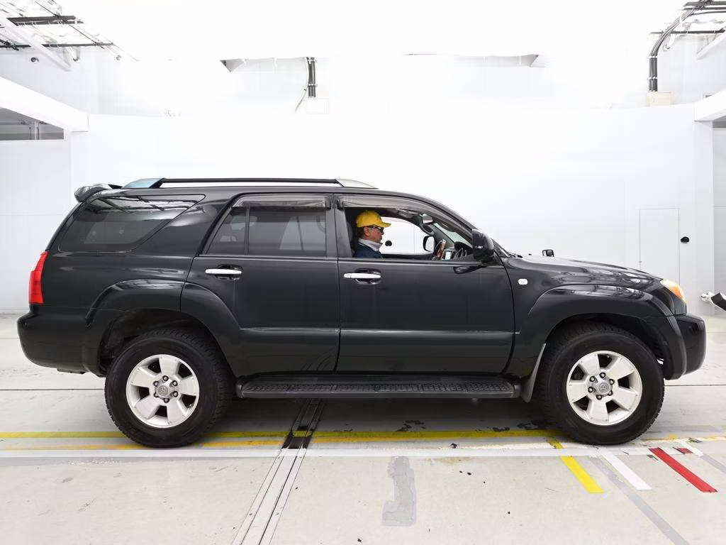 TOYOTA HILUX SURF