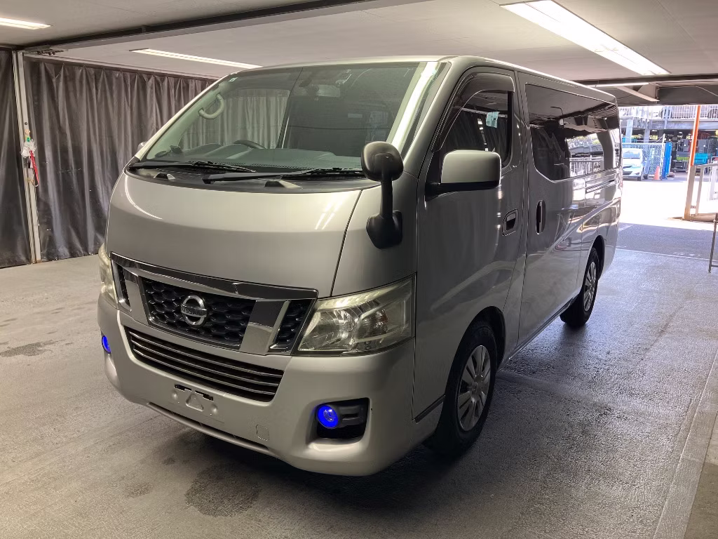 NISSAN NV350 CARAVAN