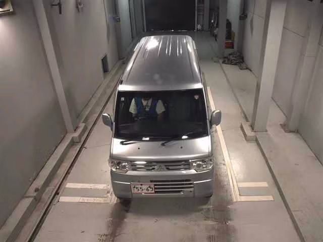 MITSUBISHI MINICAB