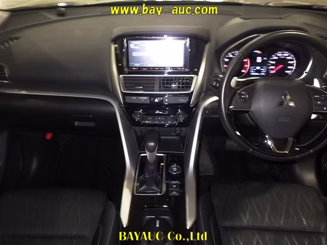 MITSUBISHI ECLIPSE CROSS