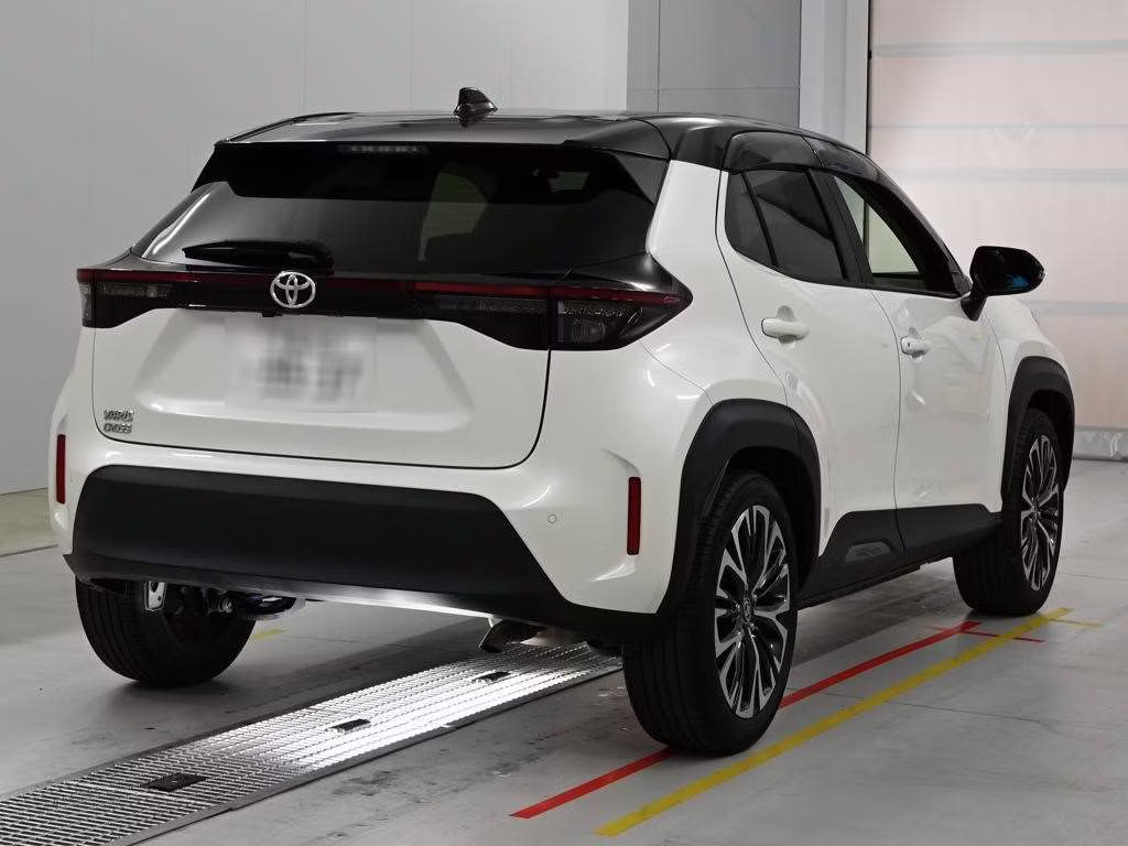 TOYOTA YARIS CROSS