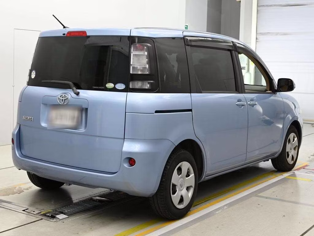 TOYOTA SIENTA
