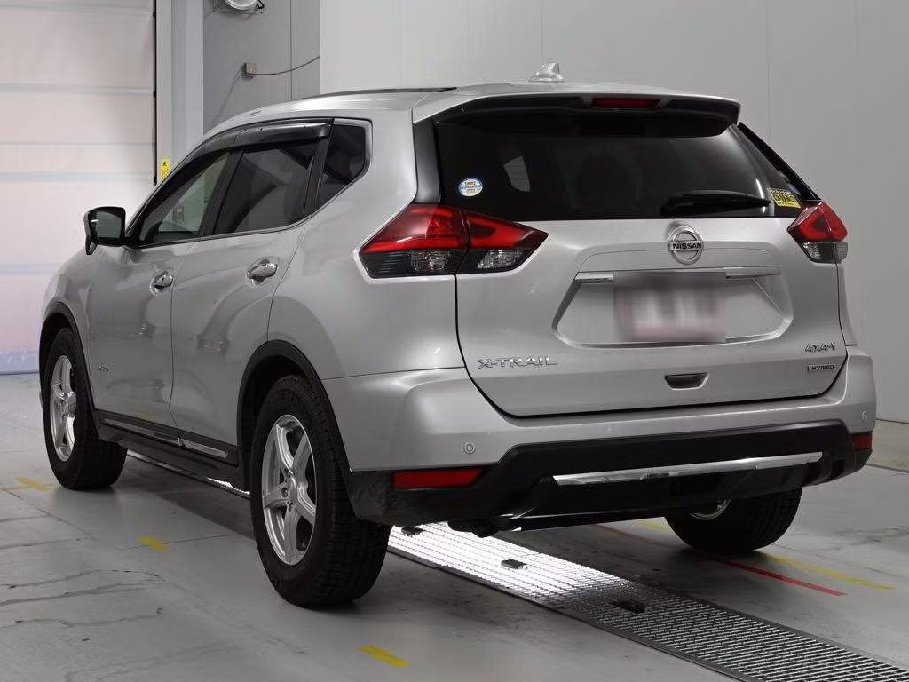 NISSAN X-TRAIL