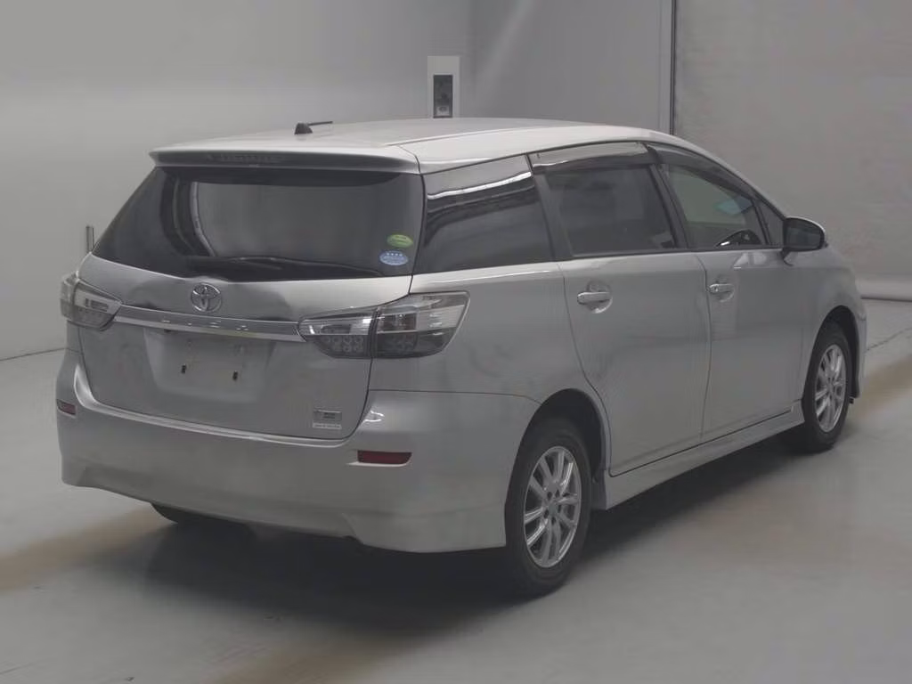 TOYOTA WISH