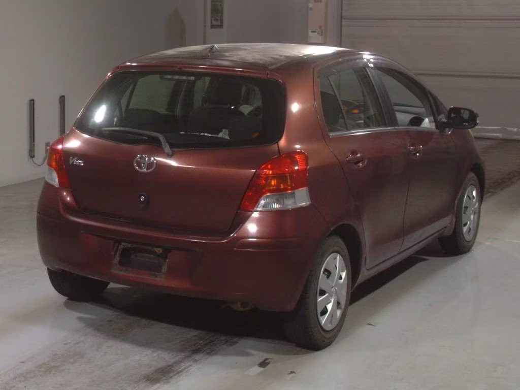 TOYOTA VITZ