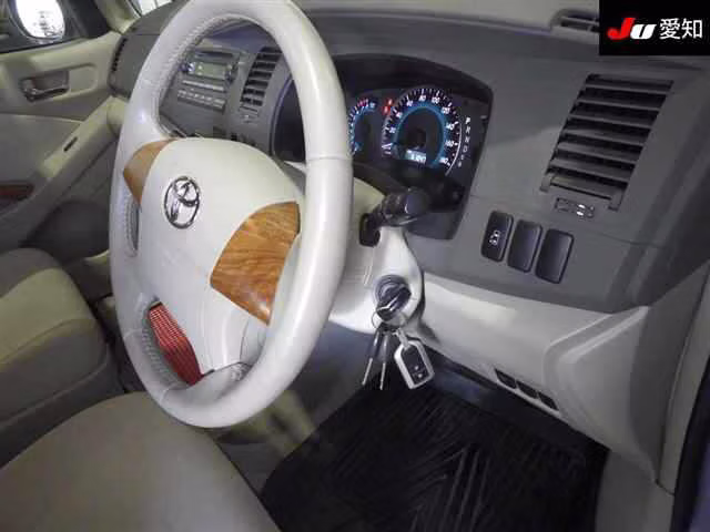 TOYOTA ISIS