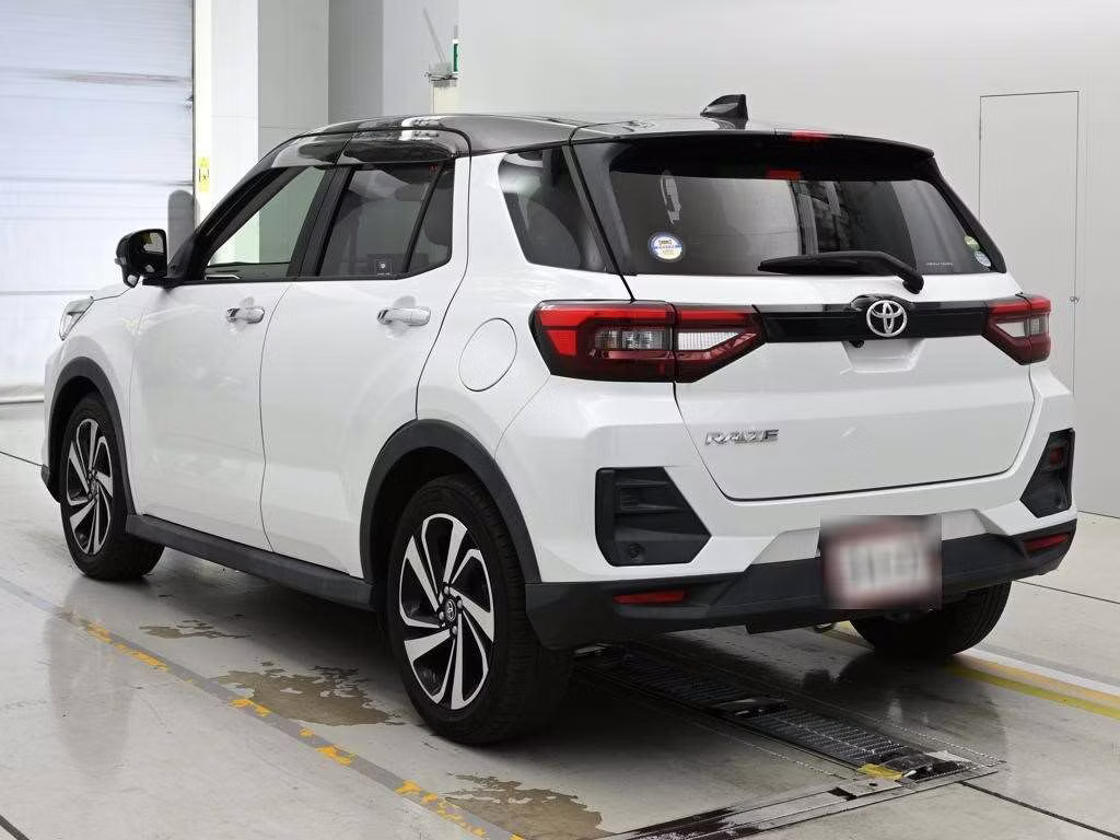 TOYOTA RAIZE