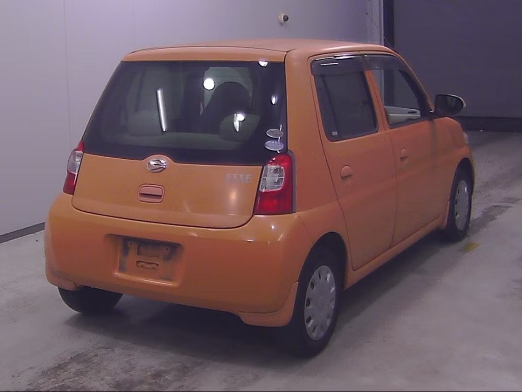 DAIHATSU ESSE