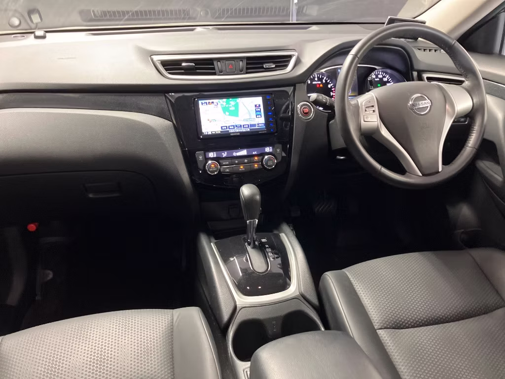 NISSAN X-TRAIL