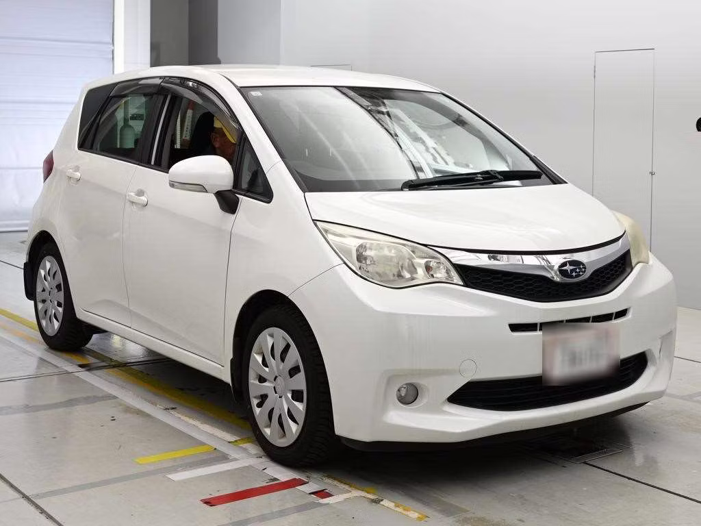 SUBARU TREZIA
