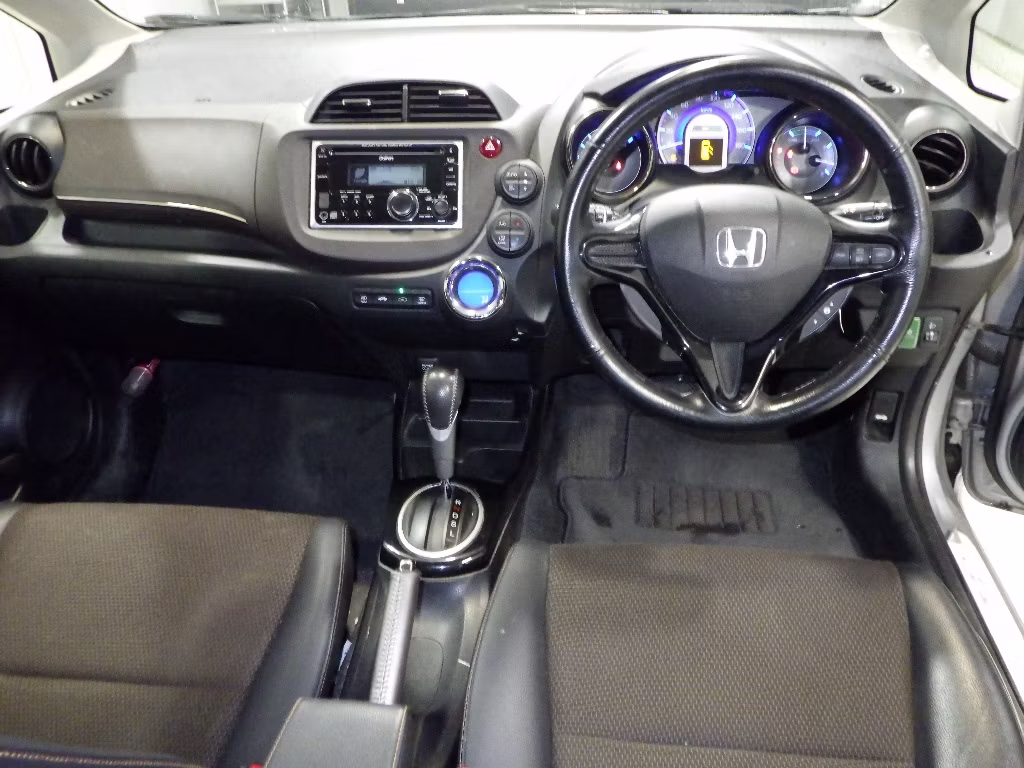 HONDA FIT SHUTTLE