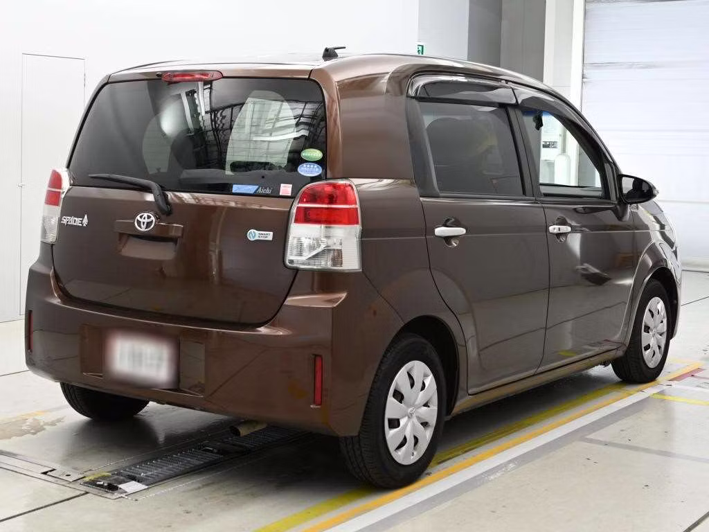 TOYOTA SPADE