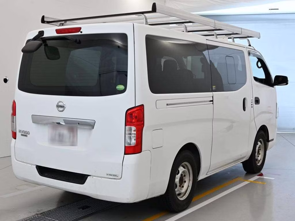 NISSAN NV350 CARAVAN