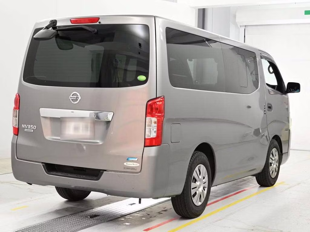 NISSAN NV350 CARAVAN