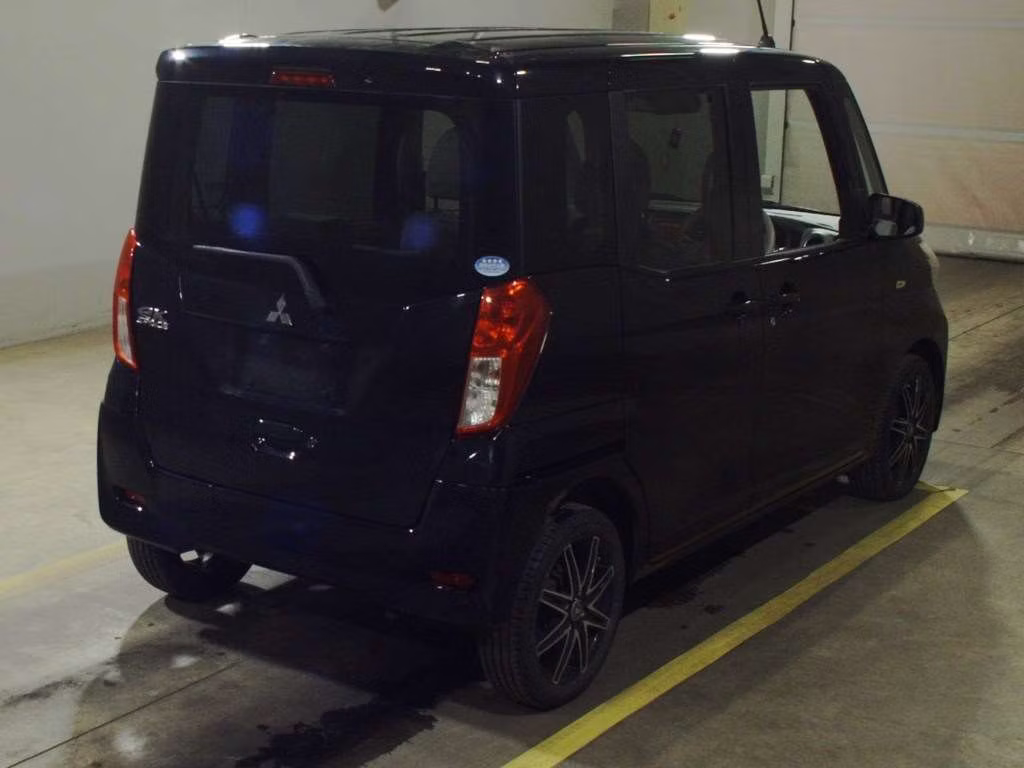 MITSUBISHI EK SPACE