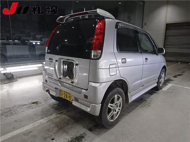 DAIHATSU TERIOS KID