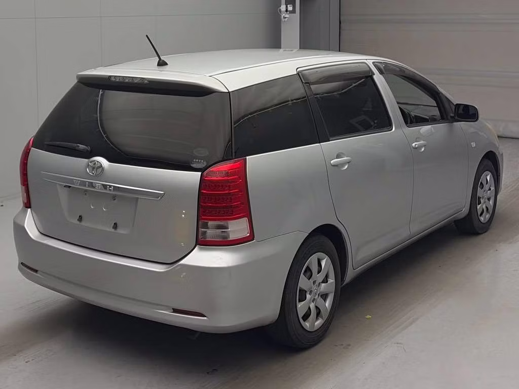 TOYOTA WISH