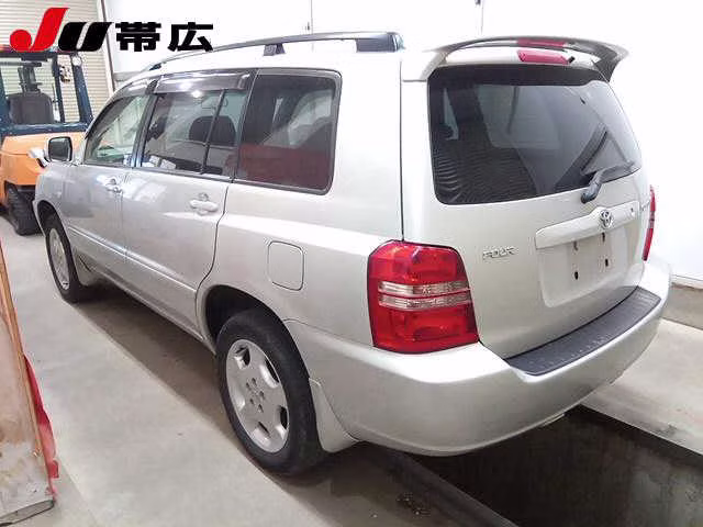 TOYOTA KLUGER V