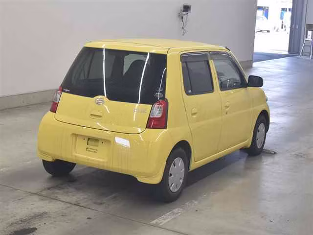 DAIHATSU ESSE