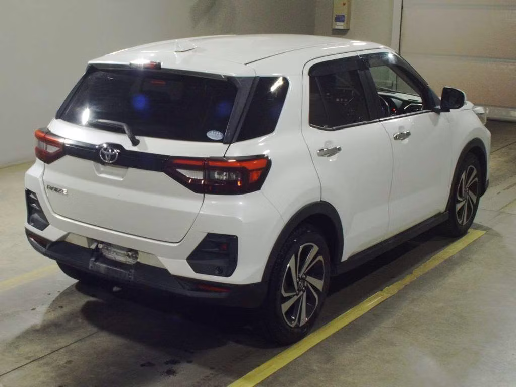 TOYOTA RAIZE